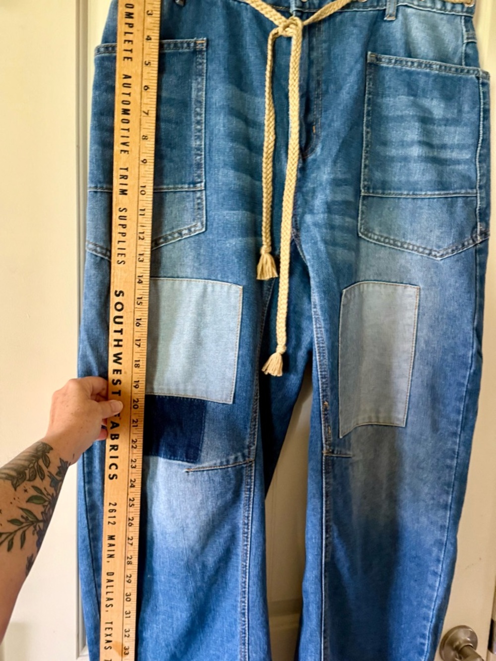 Patchwork Relaxed Denim Pants With Rope Belt - Picture 5 of 9